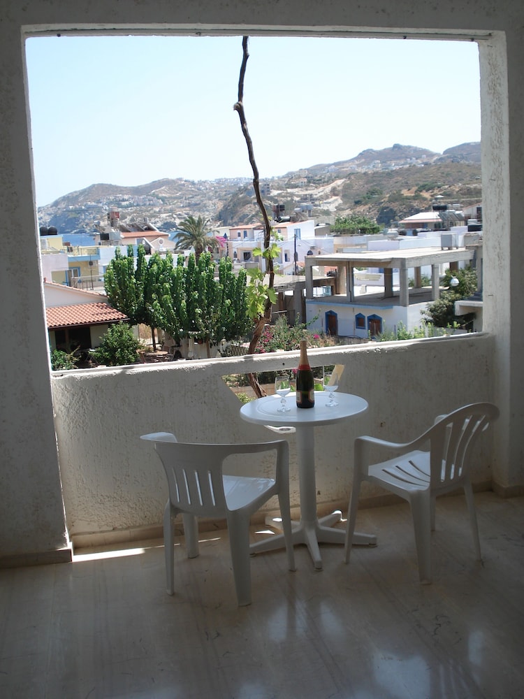 Standard Apartment, 2 Bedrooms, Terrace photo 1