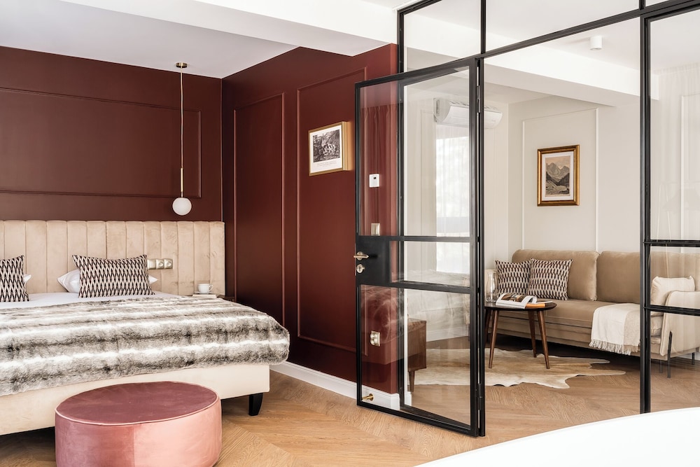 Premium Apartment