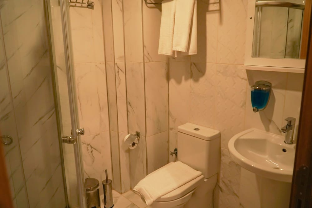 Family Room - Photo 9
