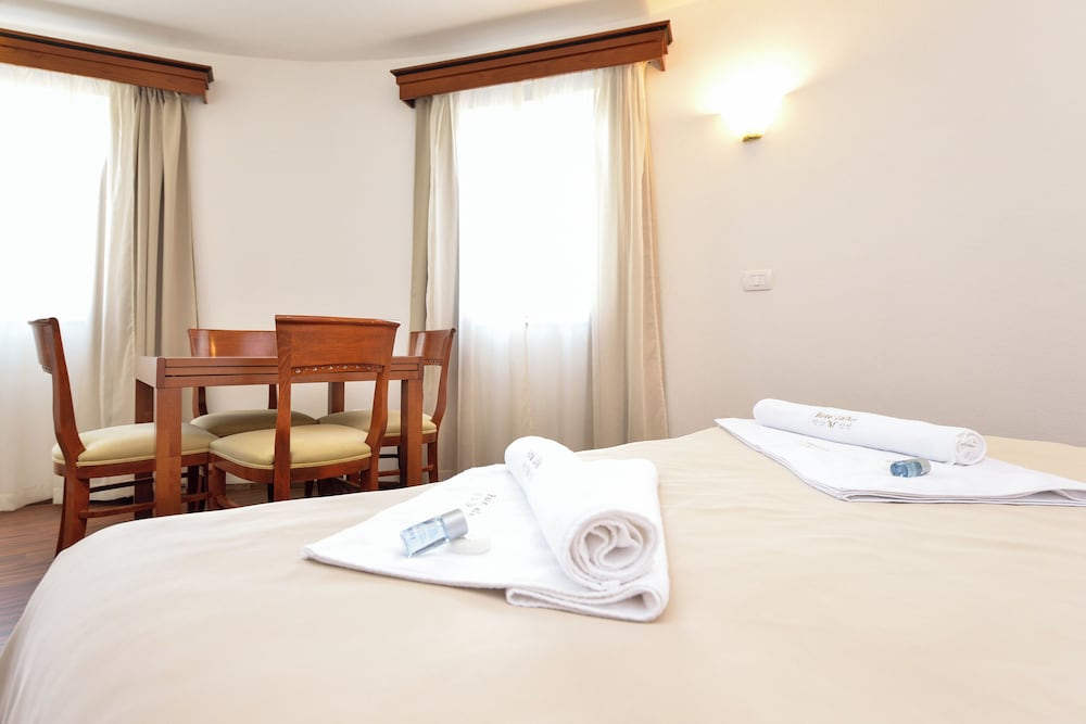 Double or Twin Room photo 2