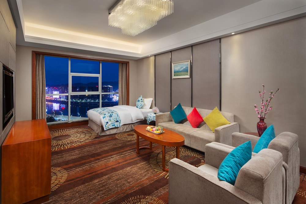 Family Suite photo 1