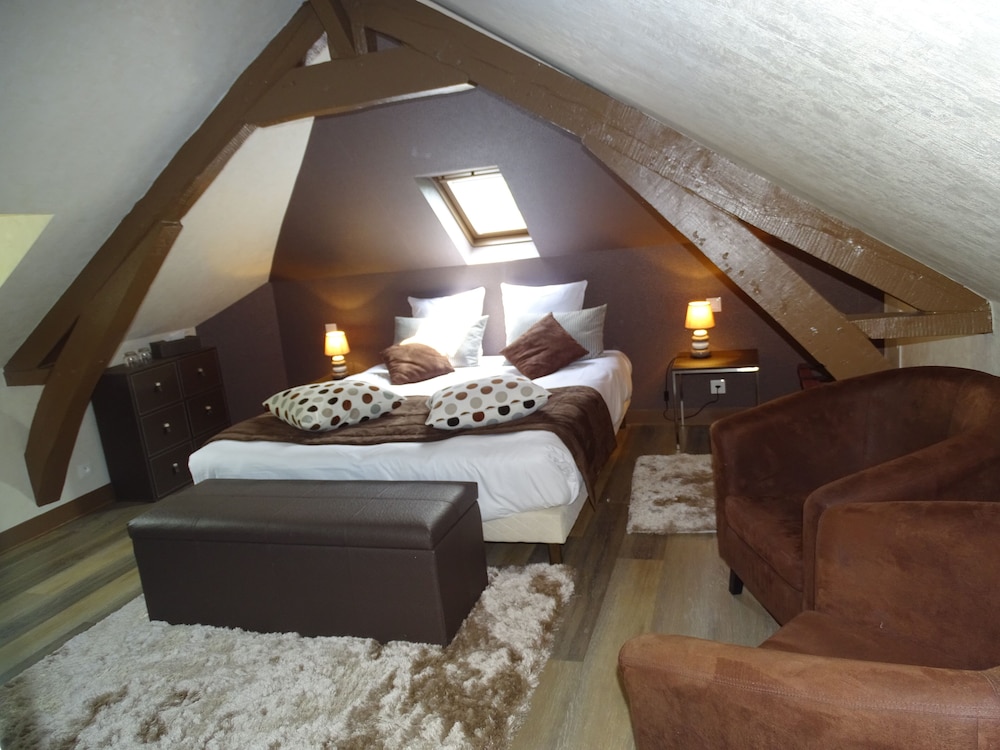 Family Room photo 2