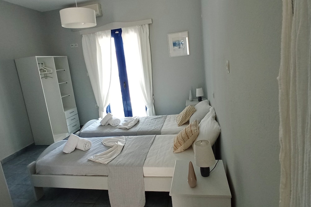 Family Apartment, 2 Bedrooms, Garden Area photo 3