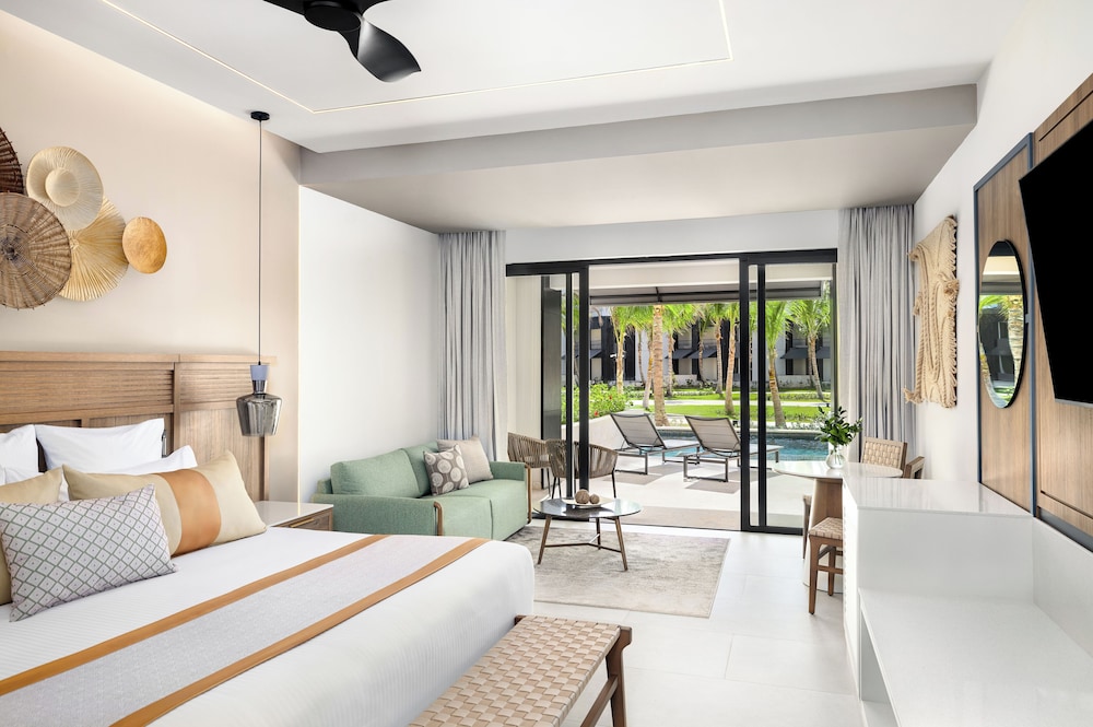 Junior Suite Swim Out King
