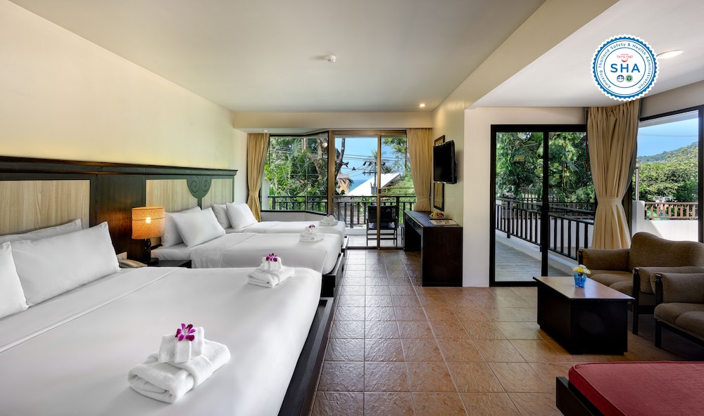 Deluxe Quadruple Room, Multiple Beds photo 1