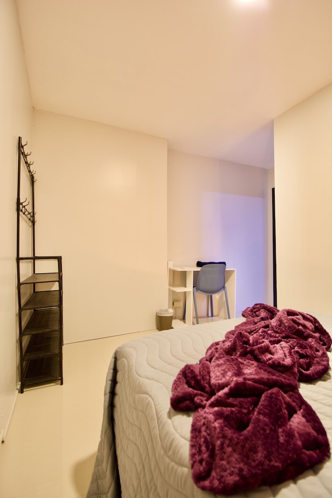 Standard Room, 1 Double Bed photo 3