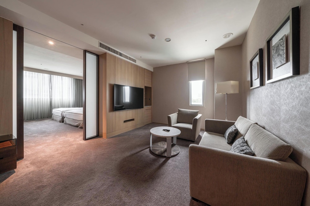 Deluxe Suite, 1 Bedroom photo 2