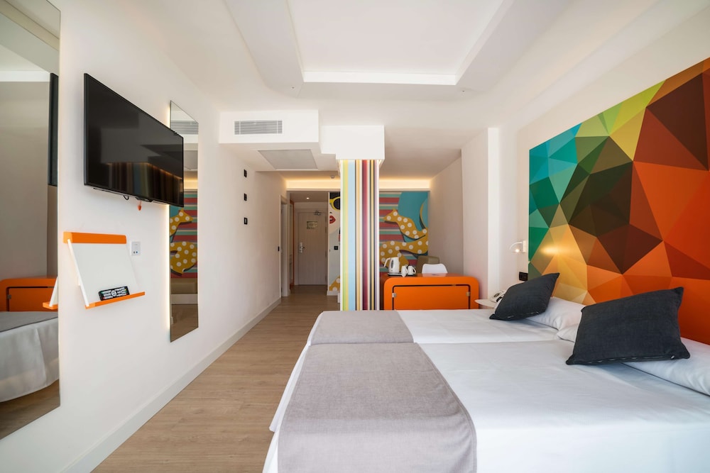 Superior Double Room, Balcony - Photo 3