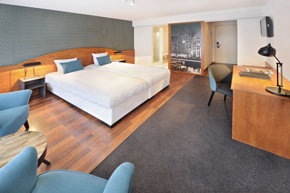 Standard Twin Room (forest side) photo 3