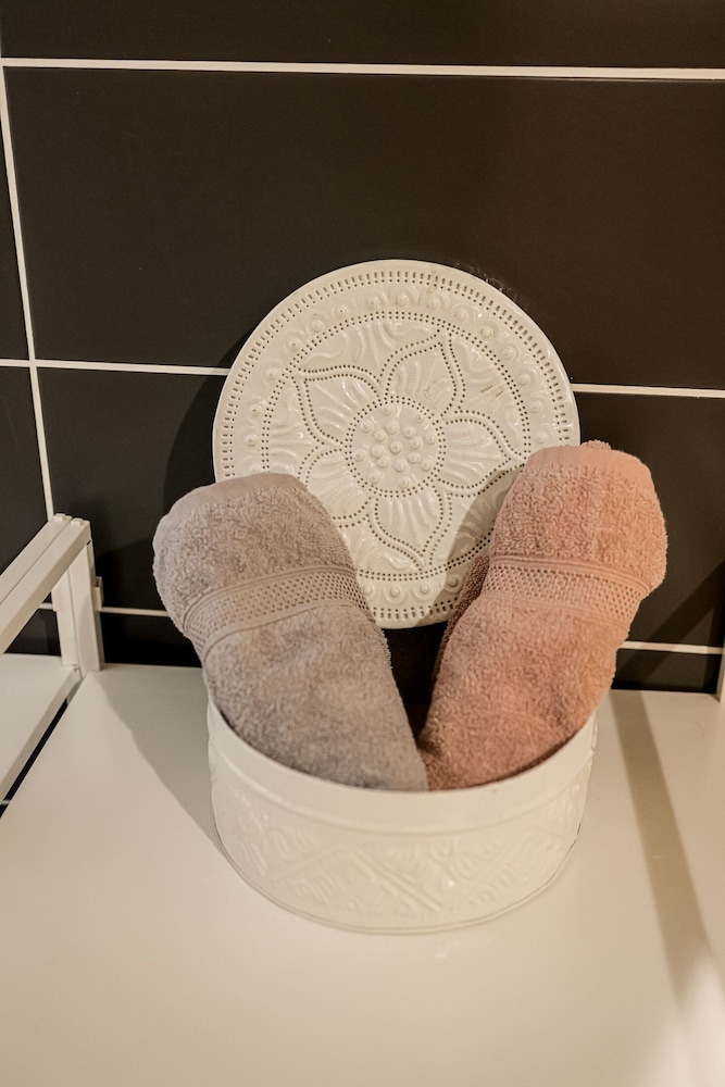 Signature Double Room, Ensuite photo 3