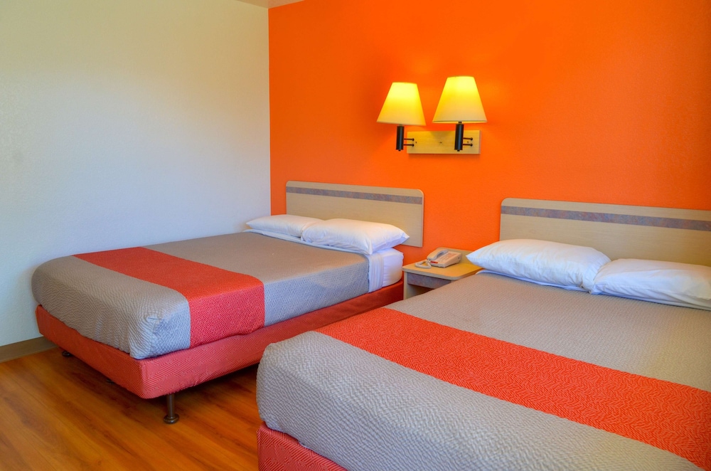 Deluxe Room, 2 Double Beds, Non Smoking, Refrigerator photo 1