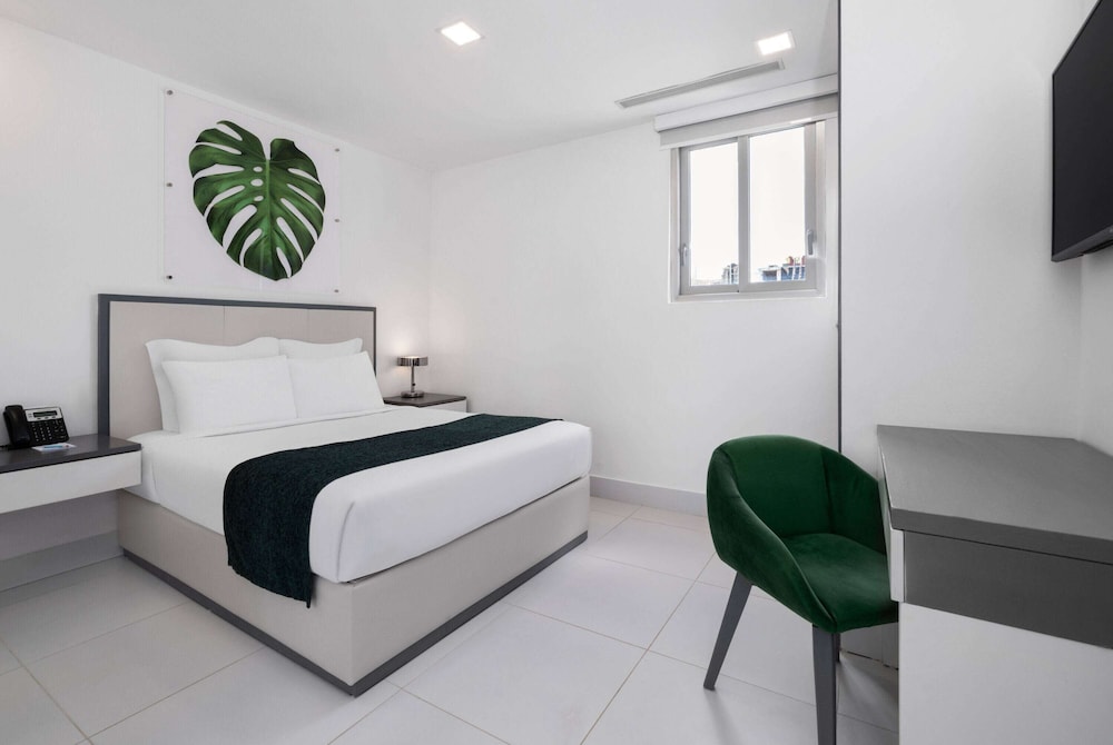 Room, 2 Bedrooms, Non Smoking photo 1