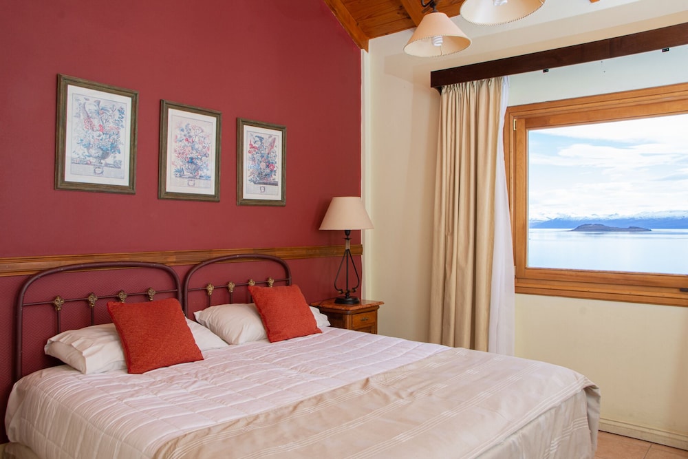 Economy Double or Twin Room photo 3