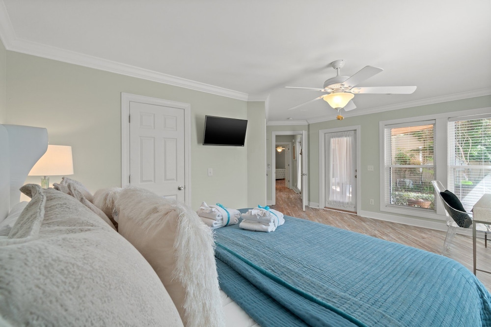 House, Multiple Beds, Balcony photo 1
