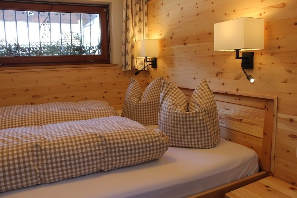 Family Condo, 3 Bedrooms, Kitchen, Ground Floor (Sasso, incl. end cleaning fee €75) photo 2