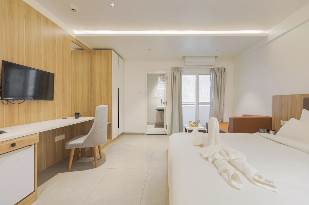Executive Room