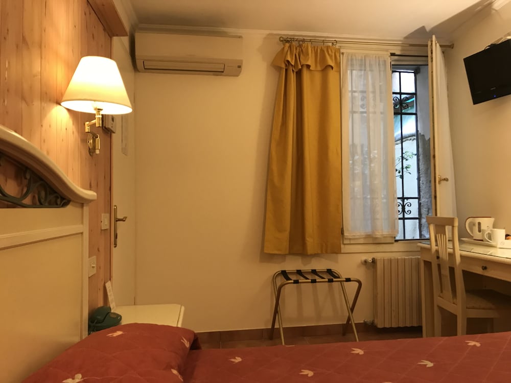 Camera Standard con bagno privato esterno photo 1