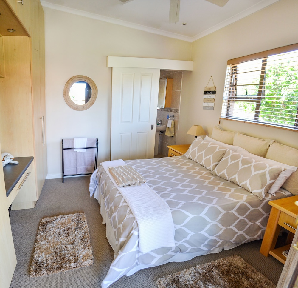 Comfort Room photo 1