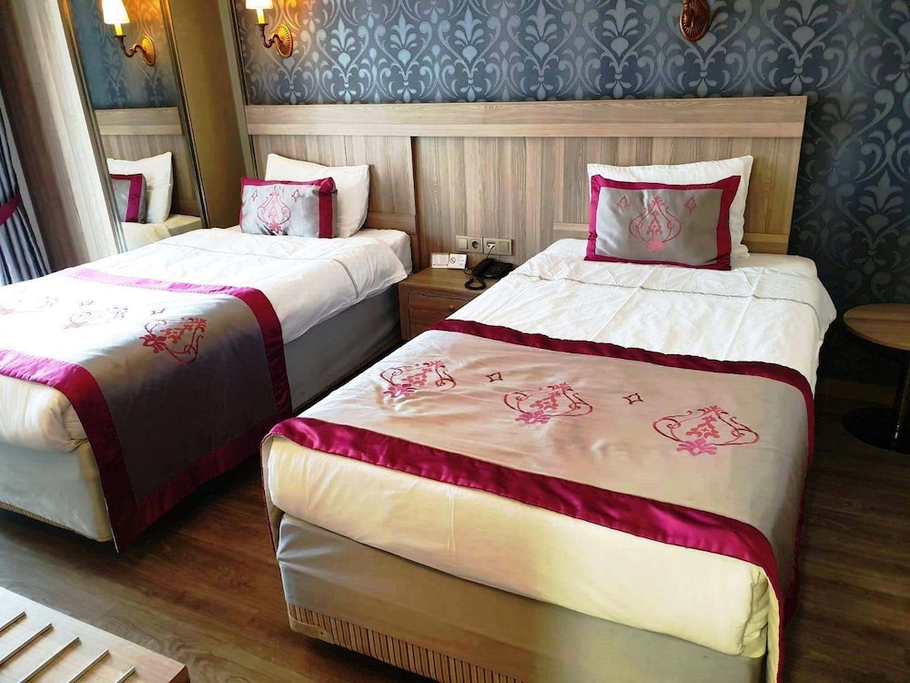 Basic Twin Room photo 1