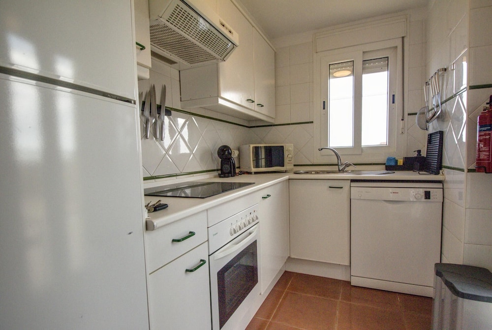 Apartment photo 2