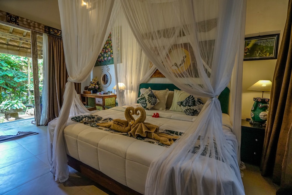 Deluxe Room with Garden View (Allure)