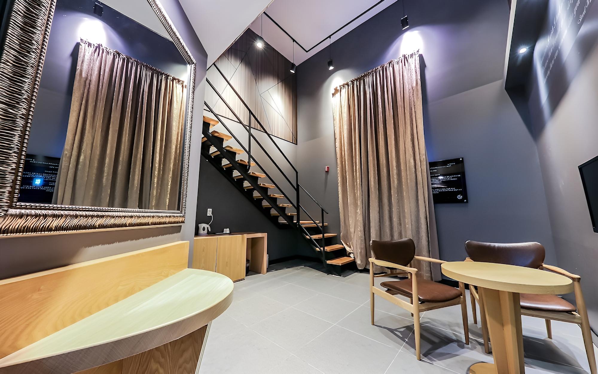 Room (Movie Vip) photo 2