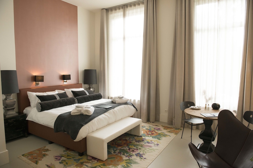 Standard Suite photo 1