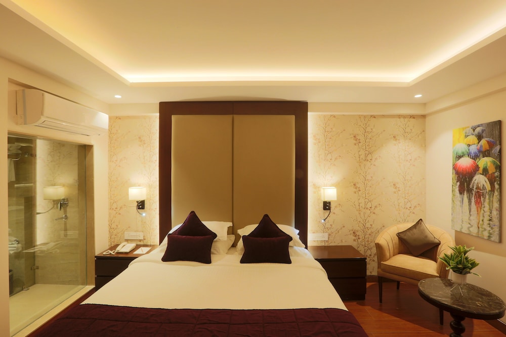 Deluxe Room - Photo 5