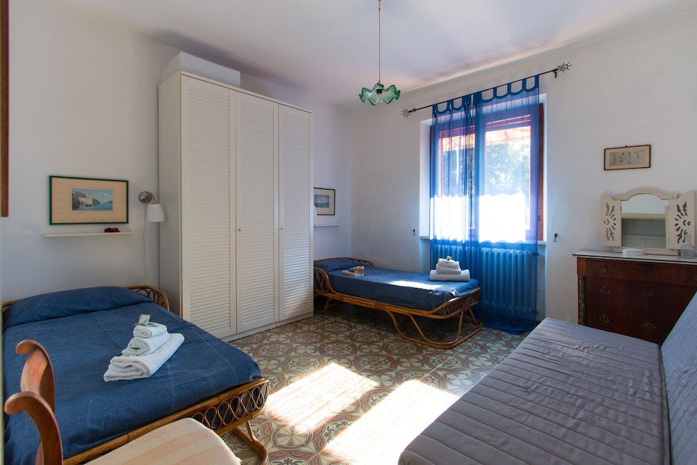 Villa, 5 Bedrooms (Villa Giolù 15 Adults) photo 3