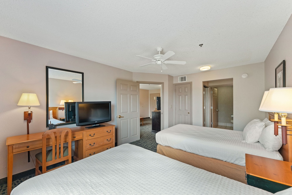 Family Apartment photo 2