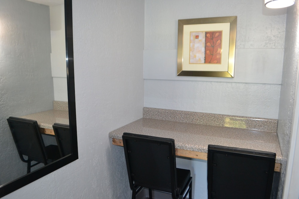 Standard Double Room - Photo 2