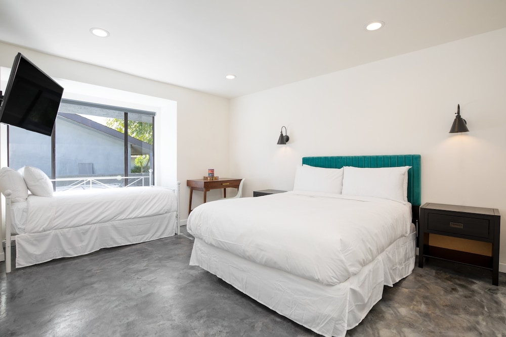 House (Multiple Bedrooms) photo 1