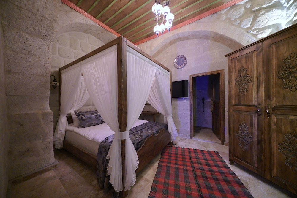 Hanzade Deluxe Stone Room - Photo 6