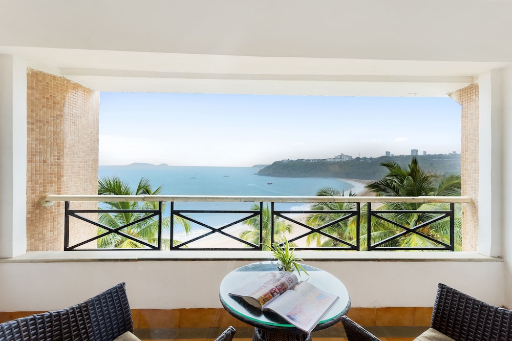 Deluxe Room, Sea View - Photo 8