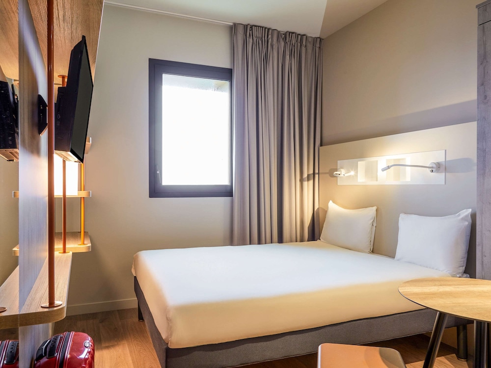 Triple Room, Multiple Beds - Photo 1