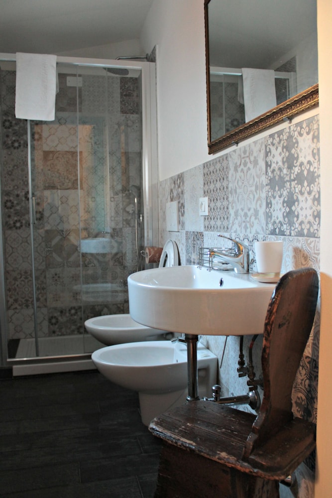 Superior Quadruple Room photo 3