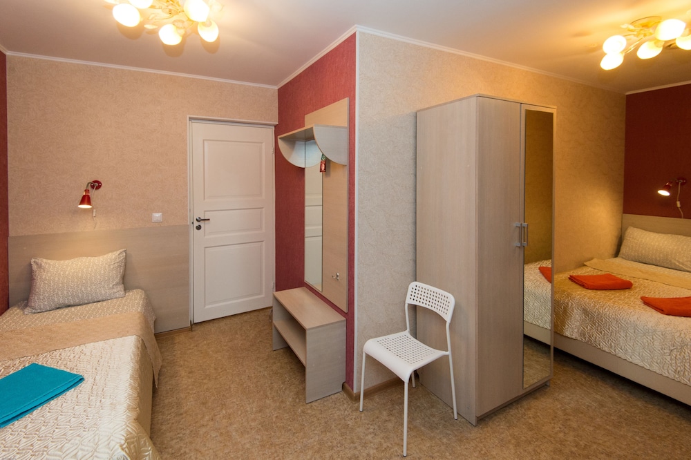 Superior Triple Room, Shared Bathroom photo 3