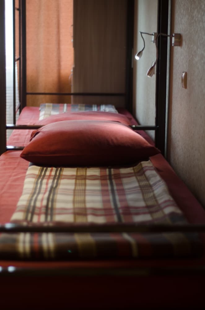 Double Room Single Use, Men only (8 beds)