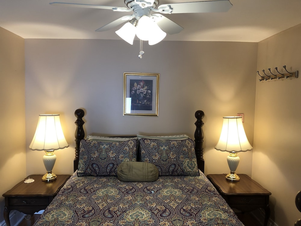 Room (California) photo 2