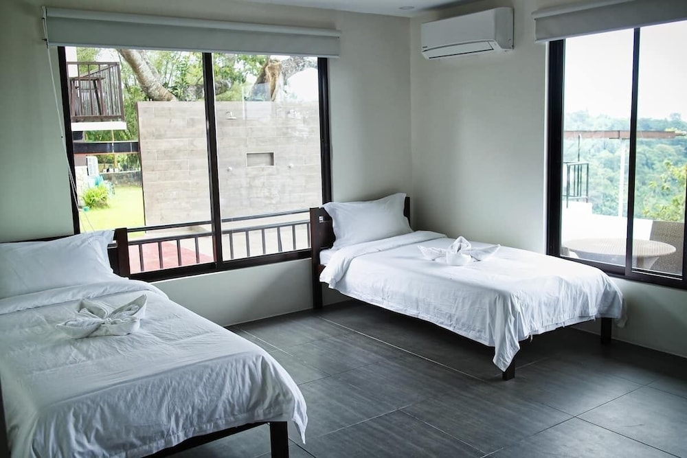 Standard Room (1)