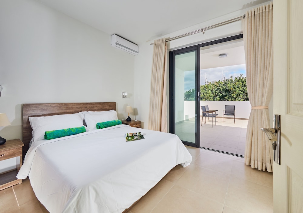 3 bedroom Sea-View Penthouse photo 3