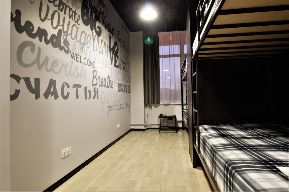 Bunk Bed in 4-Beds Female Dormitory Room photo 1