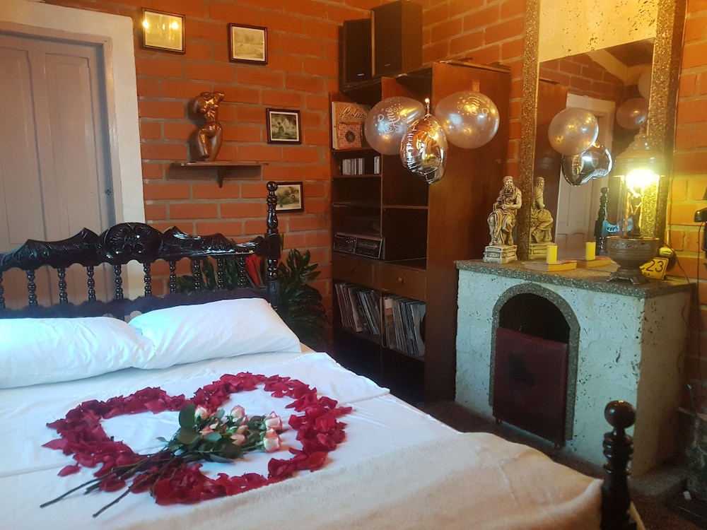 HABITACION FUEGO photo 1