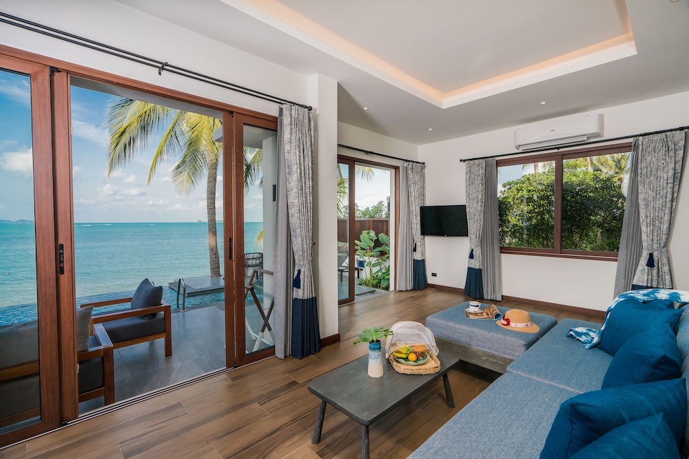 Two-Bedroom Beachfront Pool Villa - Photo 7
