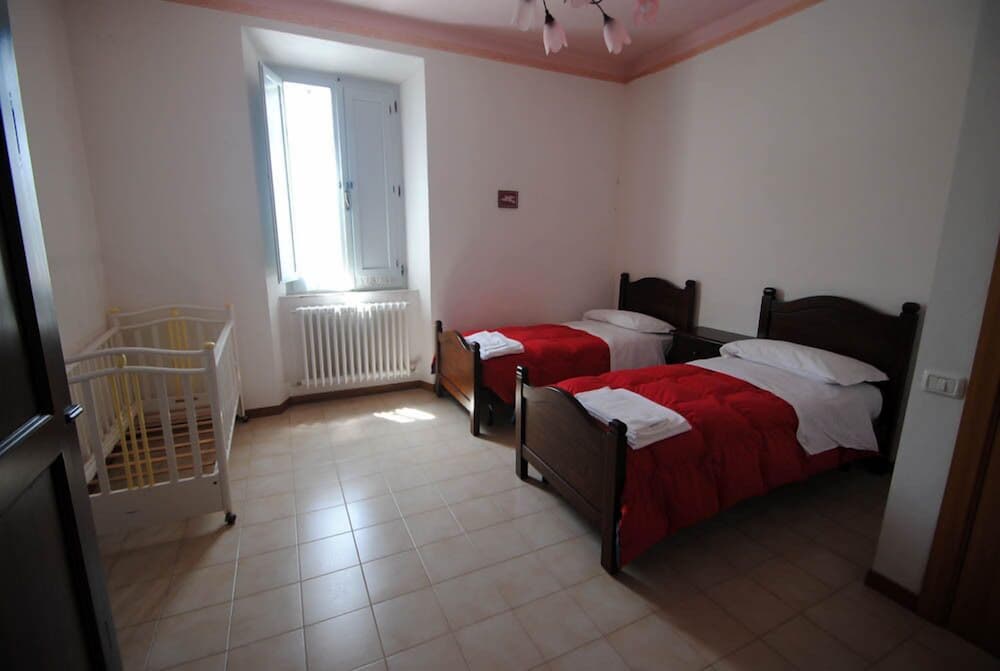 Apartment, 5 Bedrooms photo 2