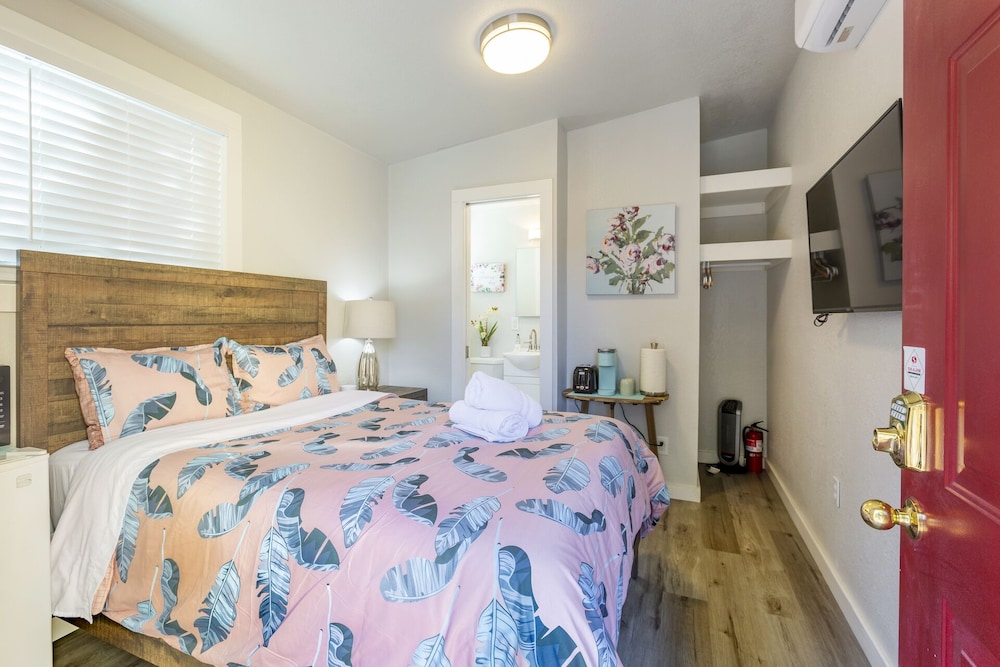 House (1 Bedroom) photo 1