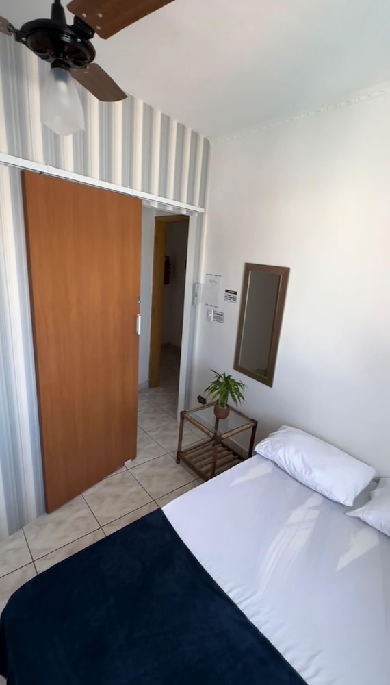 Basic Triple Room, Pool View photo 1