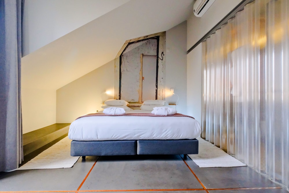 Superior Penthouse, 2 Bedrooms thumbnail 6