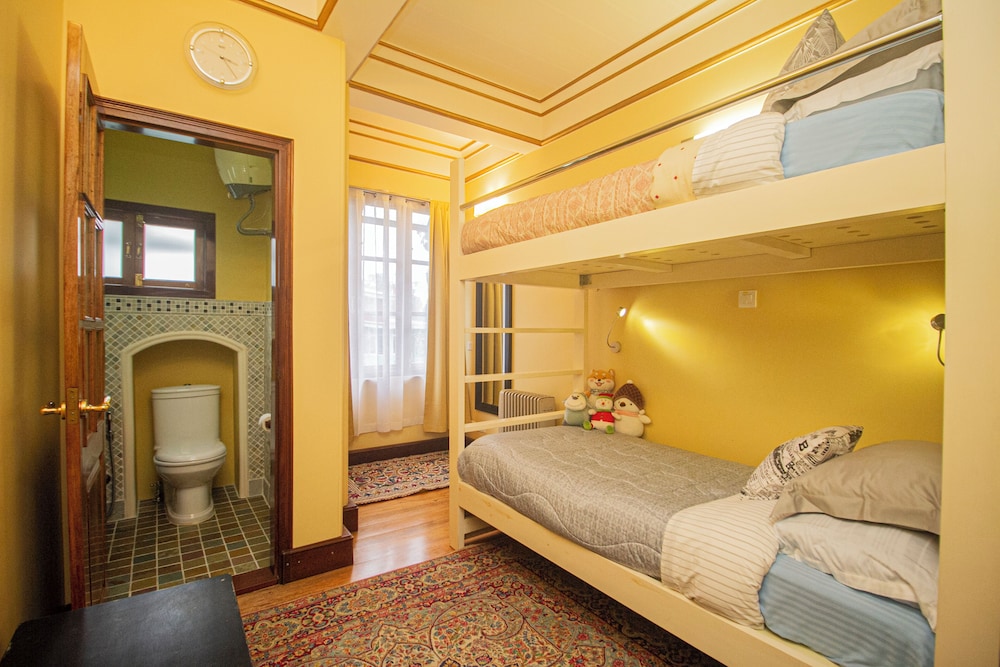 Family Suite - Photo 7