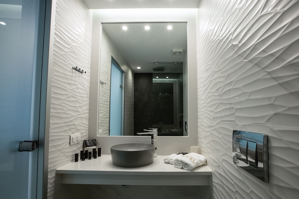 Superior Double Room - Photo 3